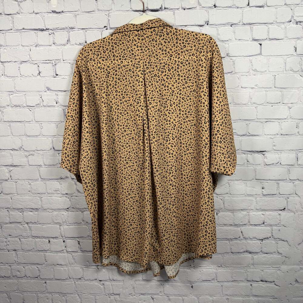 Haptics V-Neck Boho Animal Print Bubble Sleeve Top - Picture 3 of 7